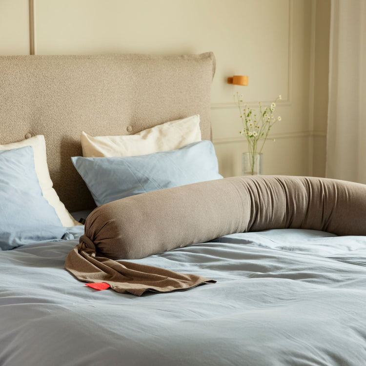 bbhugme Pregnancy Pillow Hazel Brown bed